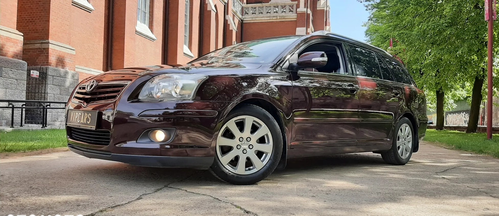 Toyota Avensis cena 19999 przebieg: 220000, rok produkcji 2008 z Złocieniec małe 781